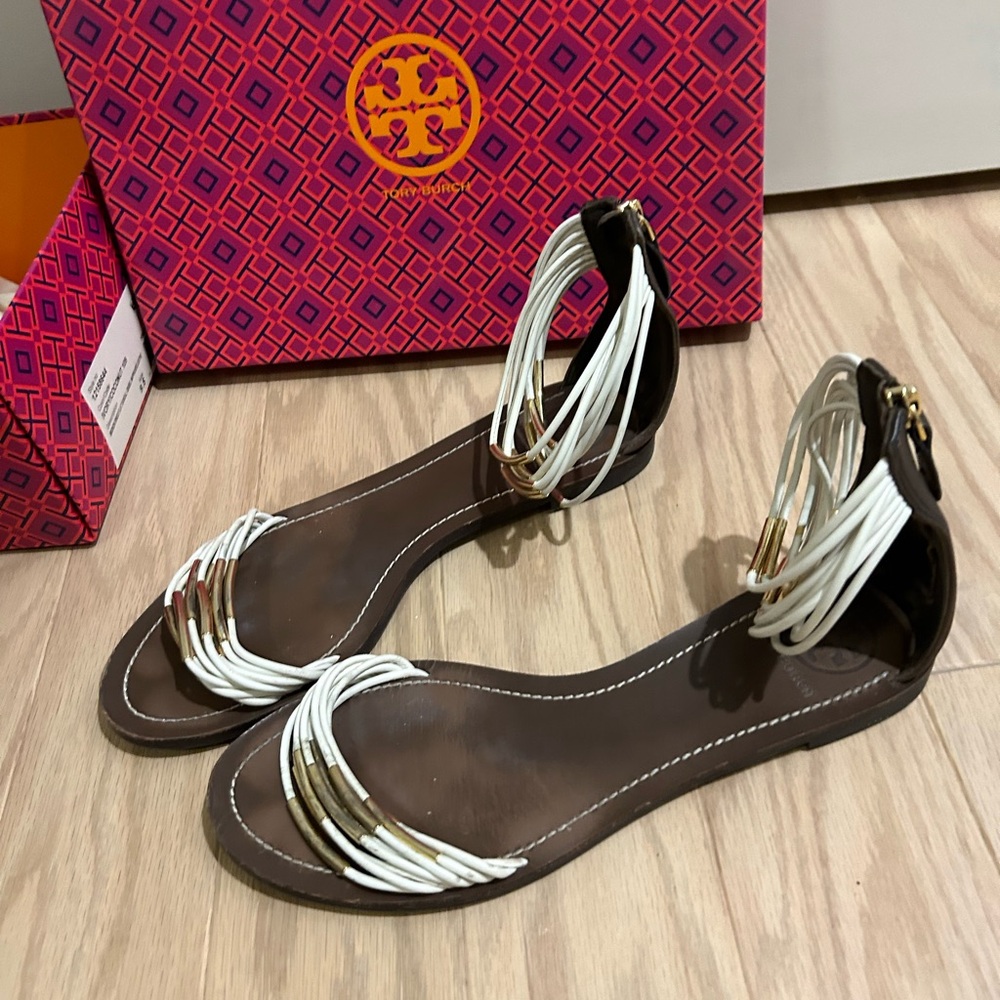 Tory Burch brown flat sandals sz 9.5
